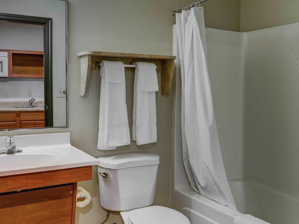 Woodspring Suites Greenville Симпсънвил Екстериор снимка