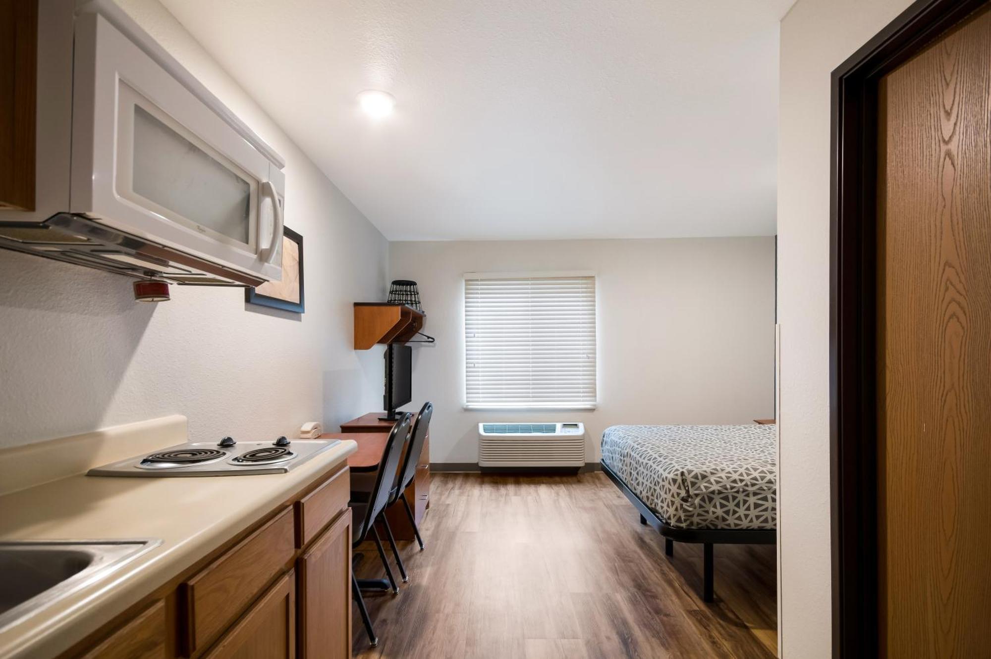 Woodspring Suites Greenville Симпсънвил Екстериор снимка