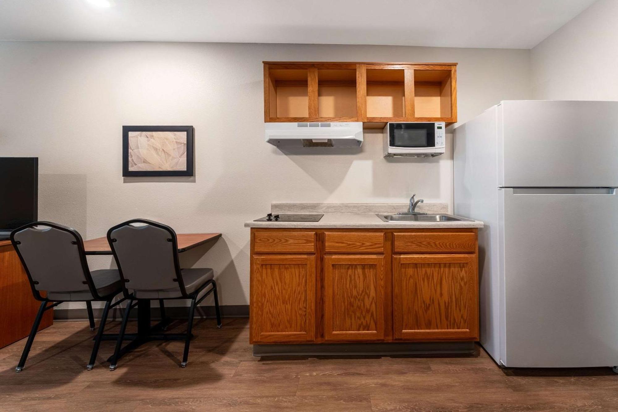 Woodspring Suites Greenville Симпсънвил Екстериор снимка
