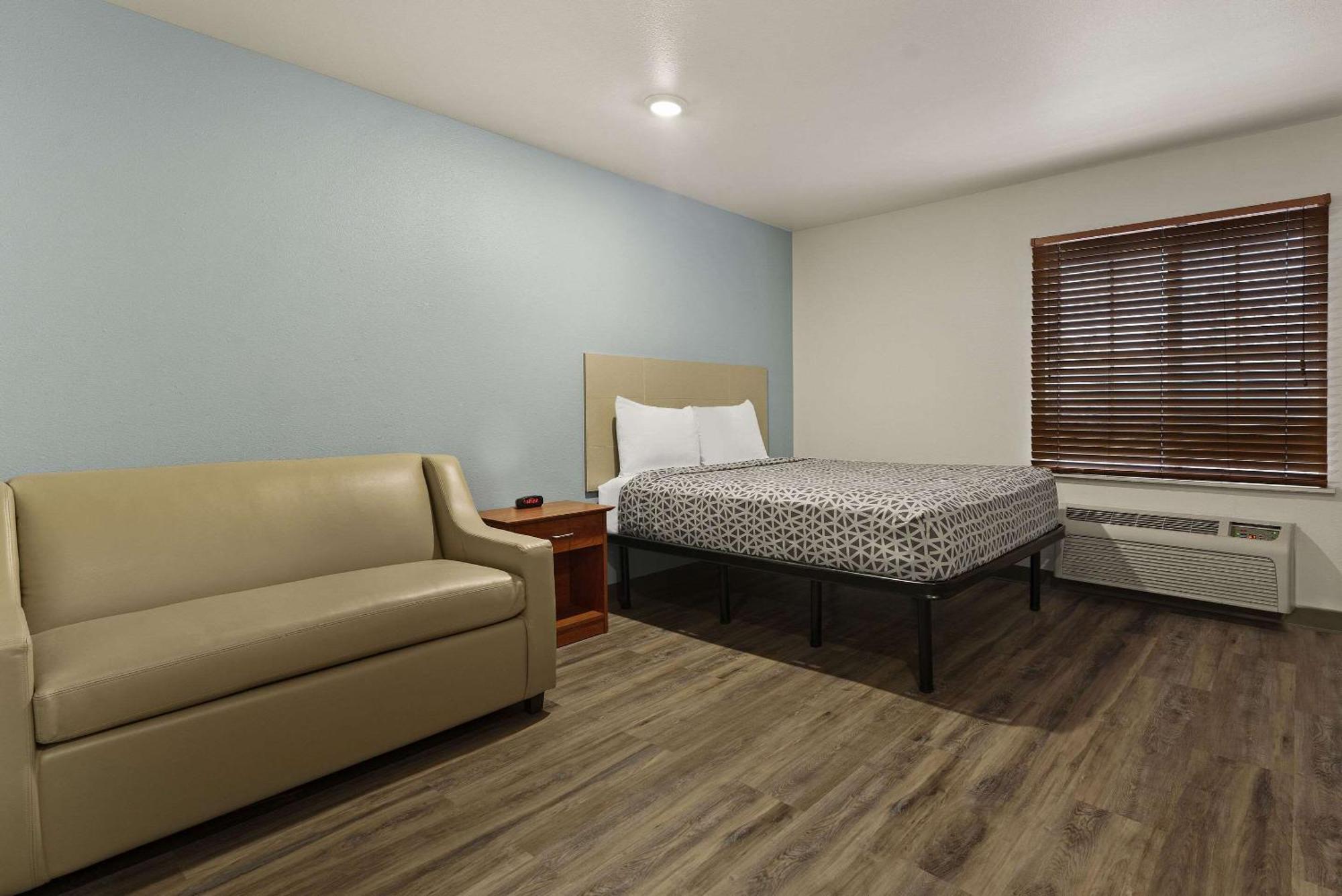 Woodspring Suites Greenville Симпсънвил Екстериор снимка