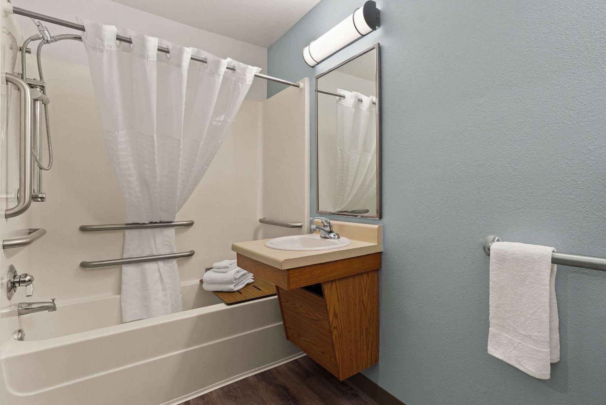 Woodspring Suites Greenville Симпсънвил Екстериор снимка