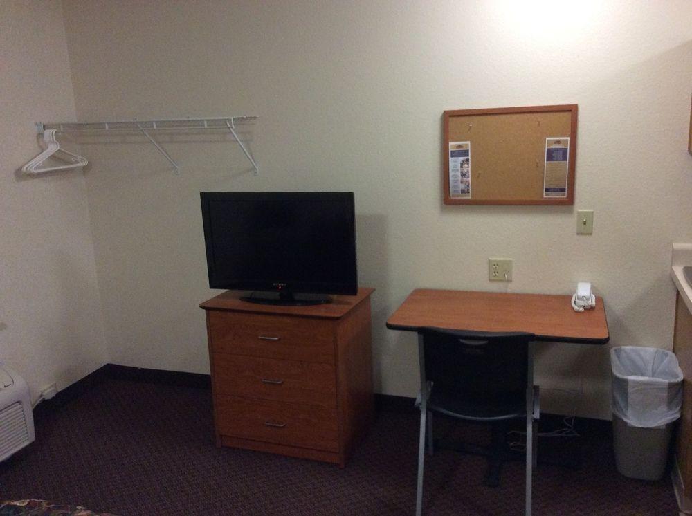 Woodspring Suites Greenville Симпсънвил Екстериор снимка