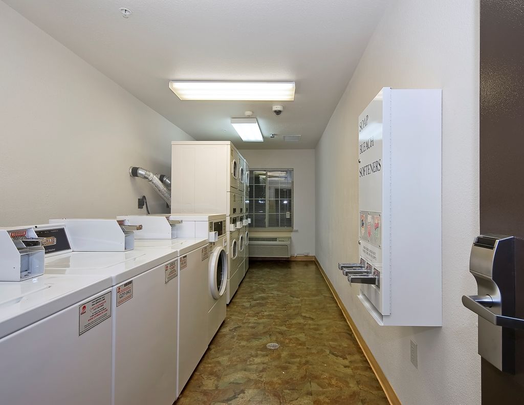 Woodspring Suites Greenville Симпсънвил Съоръжения снимка